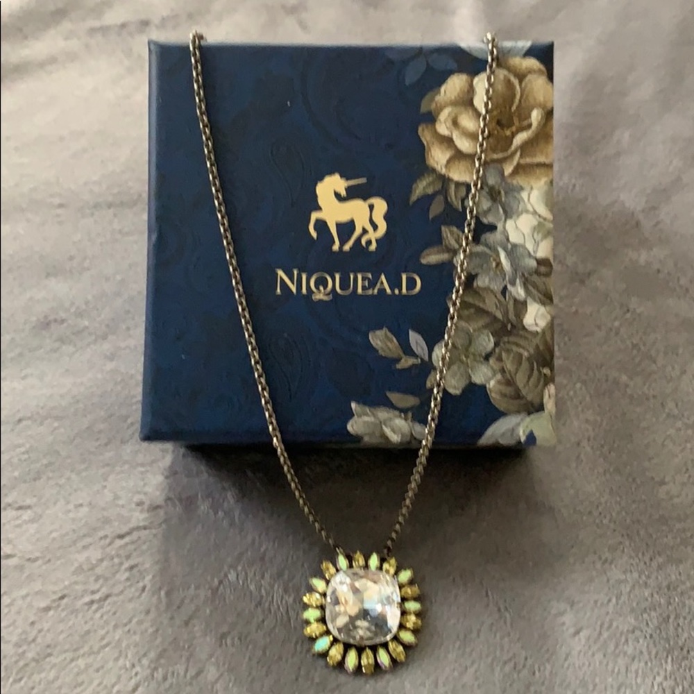 Niquea.d necklace